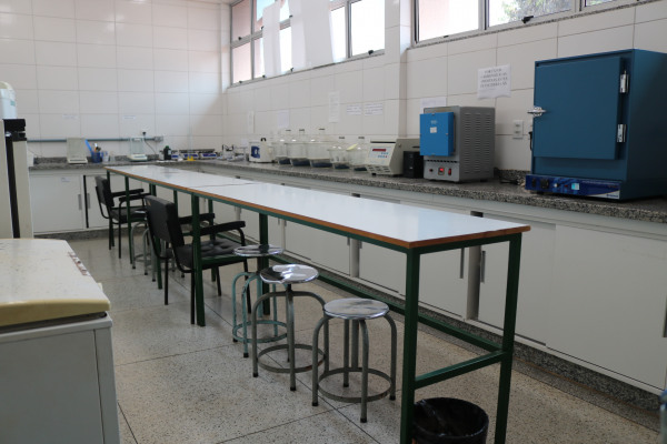 Laboratório de análises físico-químicas Visão geral 1